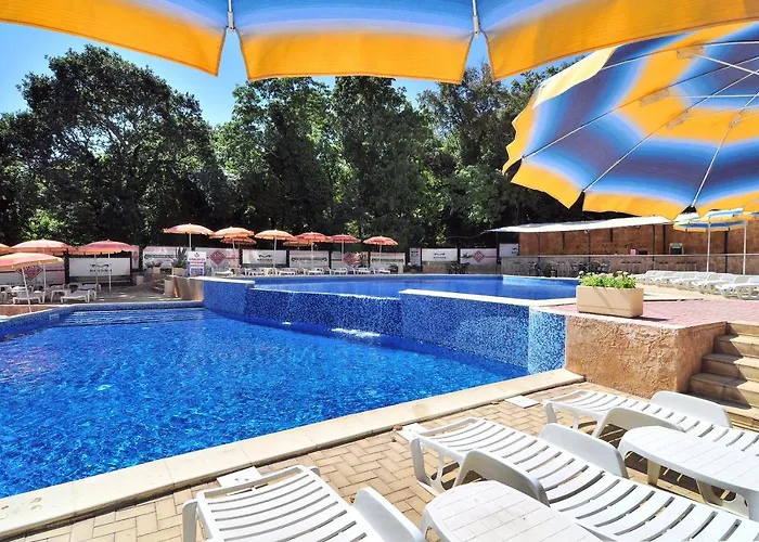 Paradise Park Hotel apartamentowy 3*