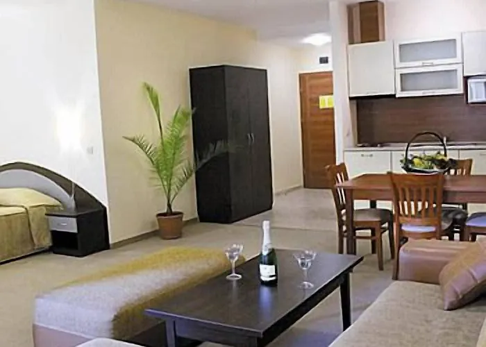 Paradise Park 3* Złote Piaski