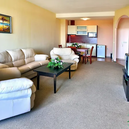 Paradise Park Aparthotel Golden Sands
