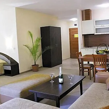 Paradise Park 3* Zlate písky