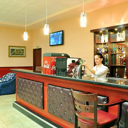 Paradise Park Aparthotel 3*