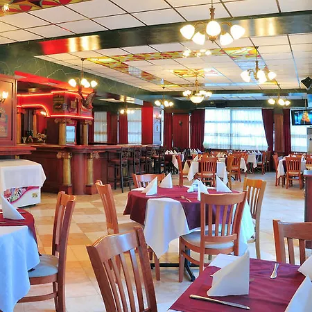 Paradise Park Aparthotel