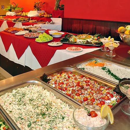 Aparthotel Paradise Park 3*